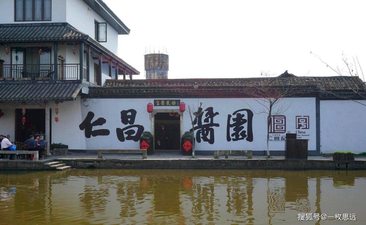 手机不贴膜可以吗？